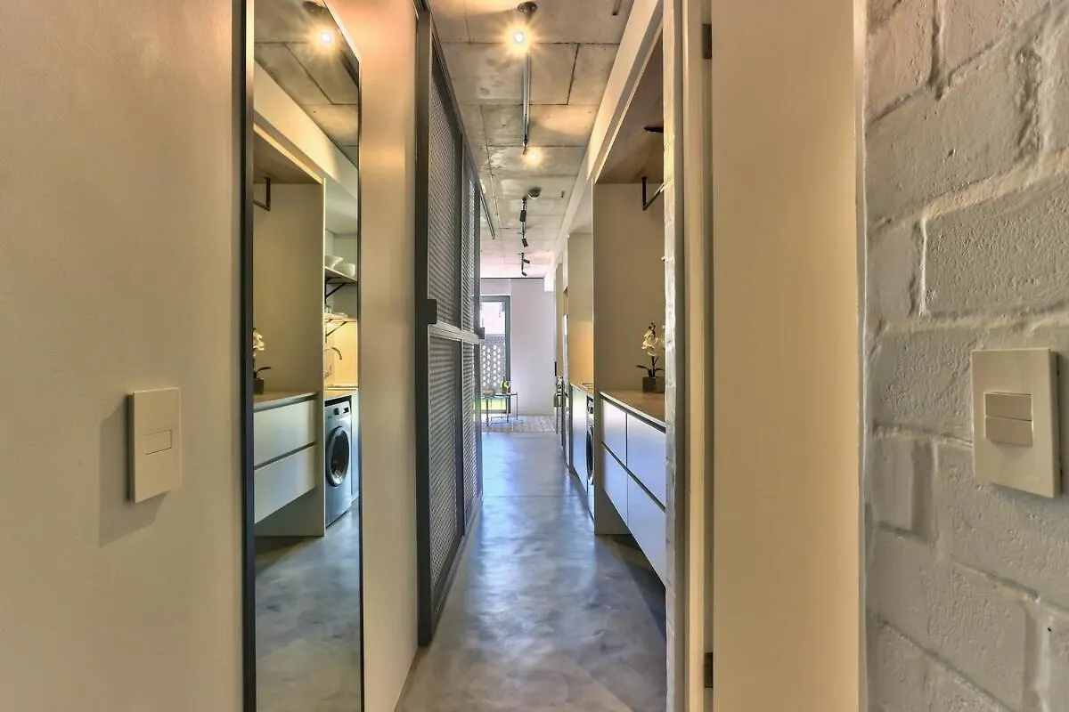 Apartment Secure, Central, Fast Wifi, Perfect Family Retreat Cape Town